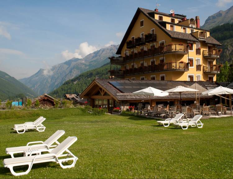 Hotel Sant'Orso - Mountain Lodge & Spa 1